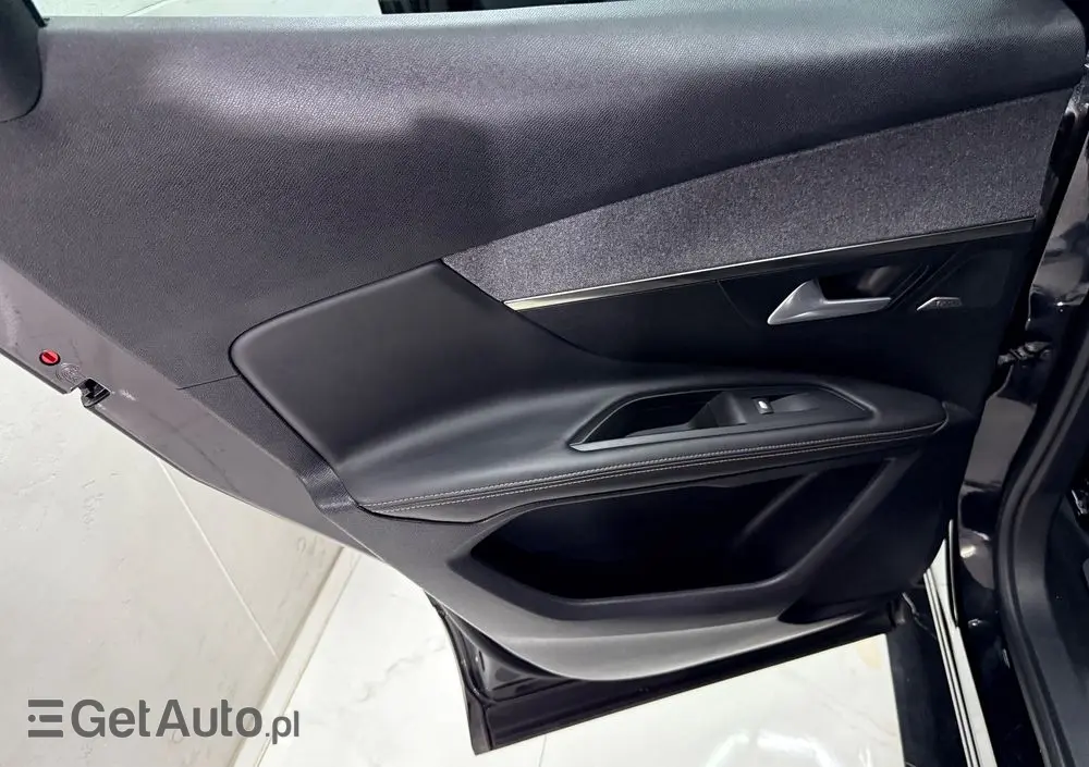 PEUGEOT 3008 THP 165 EAT6 Stop & Start Allure