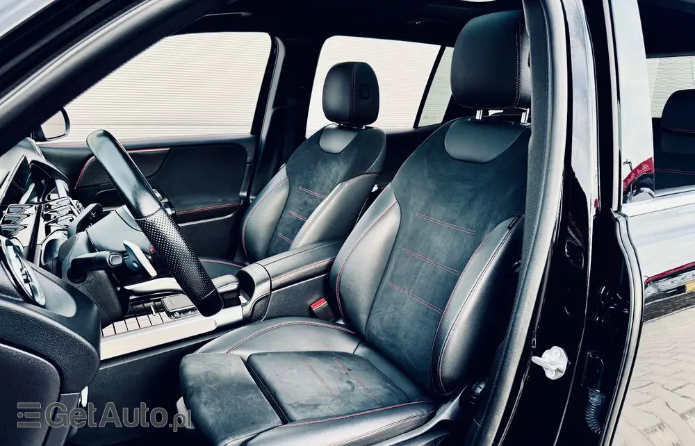 MERCEDES-BENZ GLB 200 d AMG Line 8G-DCT