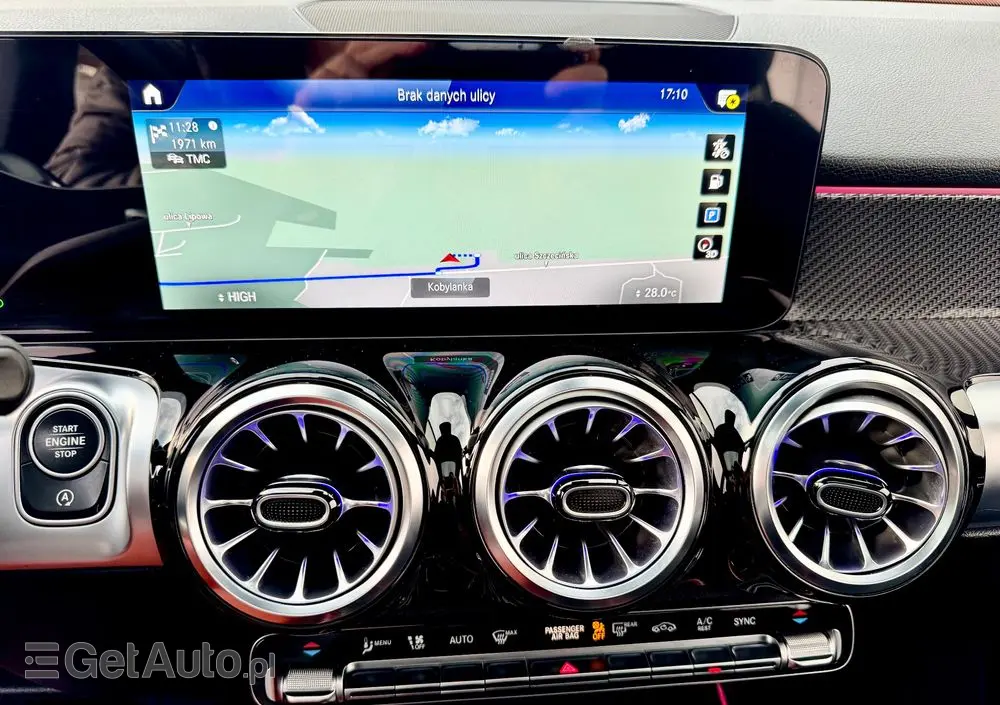 MERCEDES-BENZ GLB 200 d AMG Line 8G-DCT