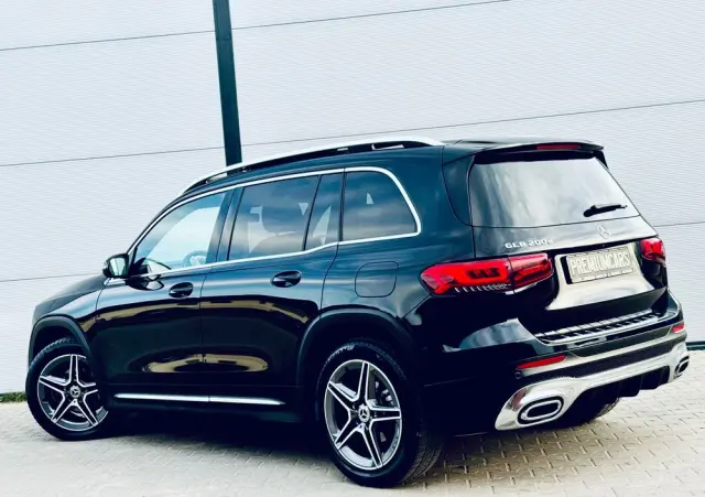 MERCEDES-BENZ GLB 200 d AMG Line 8G-DCT