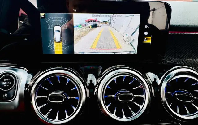 MERCEDES-BENZ GLB 200 d AMG Line 8G-DCT