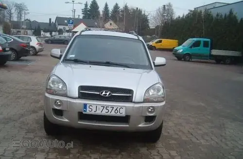 HYUNDAI Tucson 