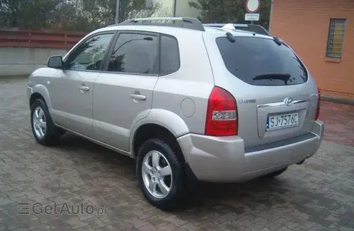 HYUNDAI Tucson 