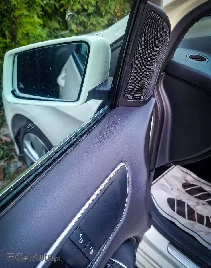 MERCEDES-BENZ Klasa B 250 4-Matic