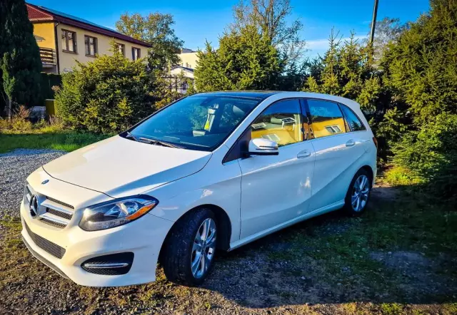 MERCEDES-BENZ Klasa B 250 4-Matic