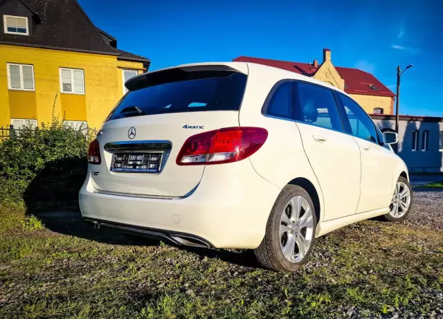 MERCEDES-BENZ Klasa B 250 4-Matic