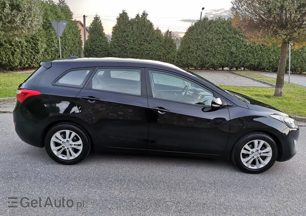 HYUNDAI I30 1.4 Premium