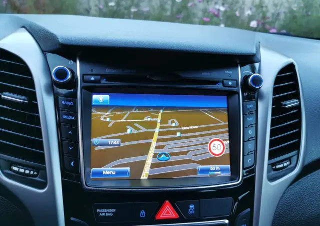 HYUNDAI I30 1.4 Premium