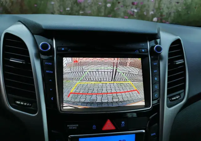 HYUNDAI I30 1.4 Premium