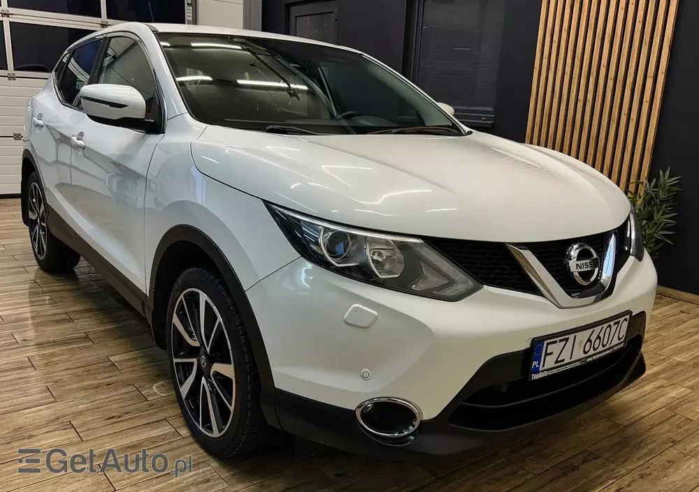NISSAN Qashqai 1.2 DIG-T Acenta