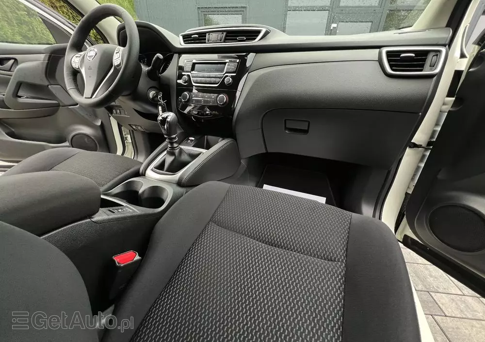 NISSAN Qashqai 1.2 DIG-T Acenta