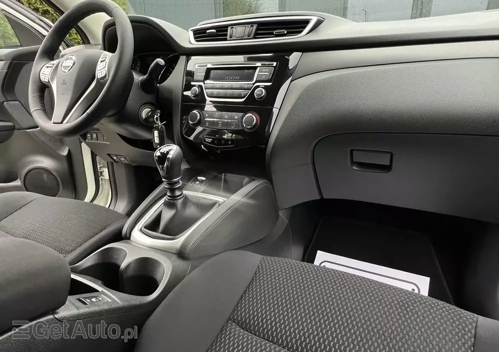 NISSAN Qashqai 1.2 DIG-T Acenta