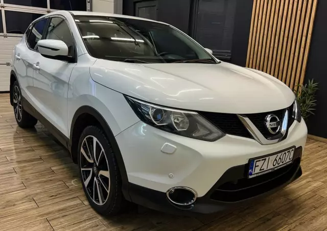 NISSAN Qashqai 1.2 DIG-T Acenta
