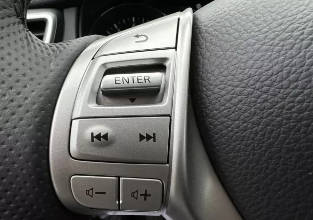 NISSAN Qashqai 1.2 DIG-T Acenta