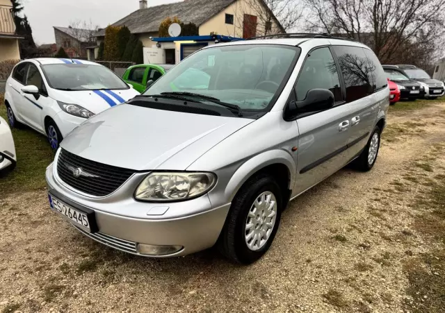 CHRYSLER Voyager 2.5L CRD SE