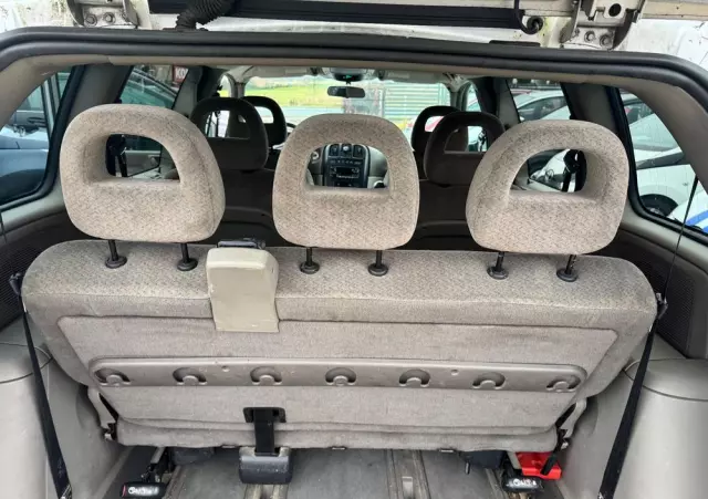 CHRYSLER Voyager 2.5L CRD SE