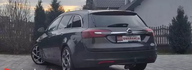OPEL Insignia 