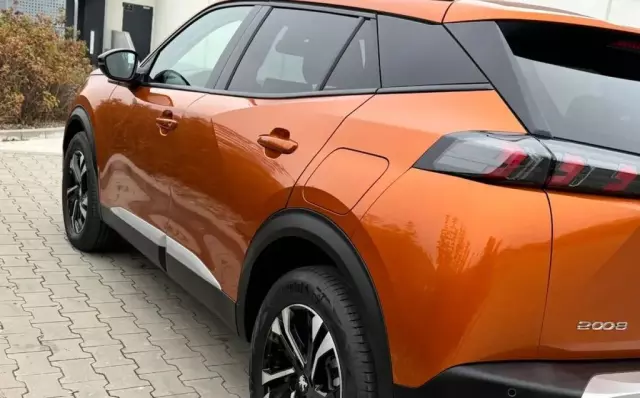 PEUGEOT 2008 