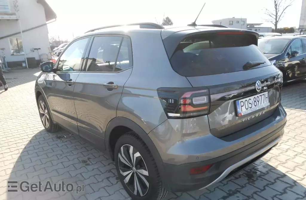 VOLKSWAGEN T-Cross 