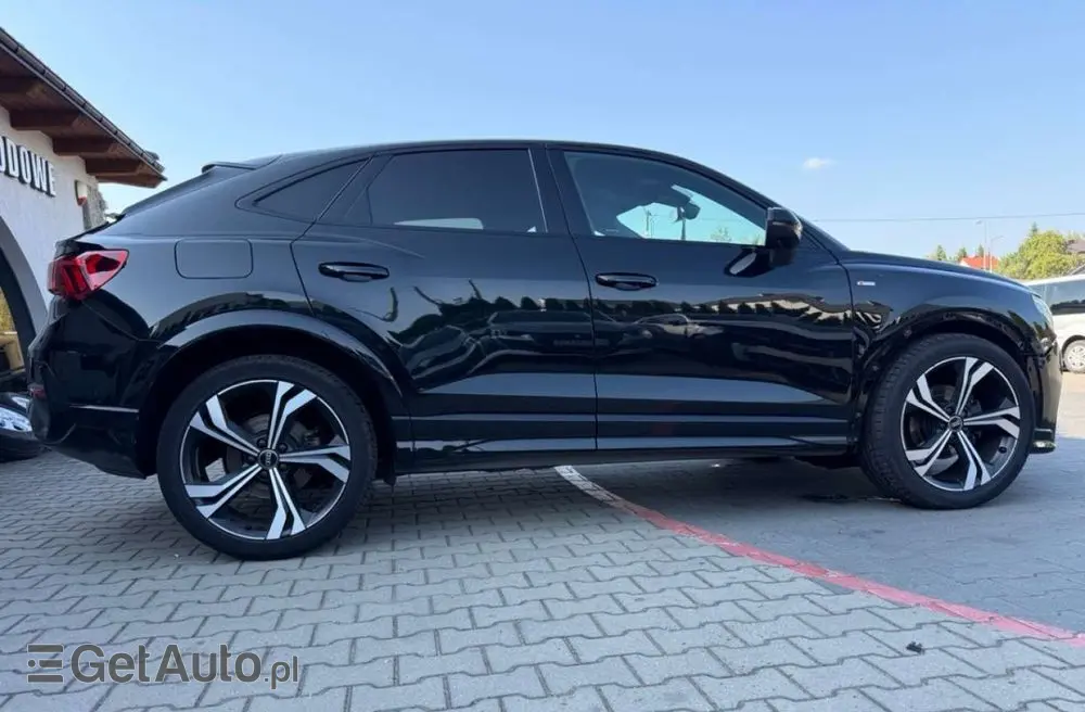 AUDI Q3 Sportback 35 TFSI S tronic S line