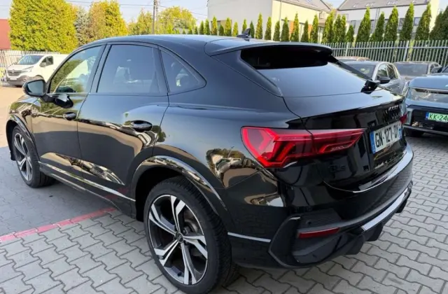 AUDI Q3 Sportback 35 TFSI S tronic S line