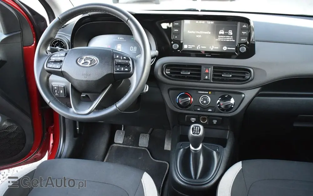 HYUNDAI I10 1.0 Connect & Go