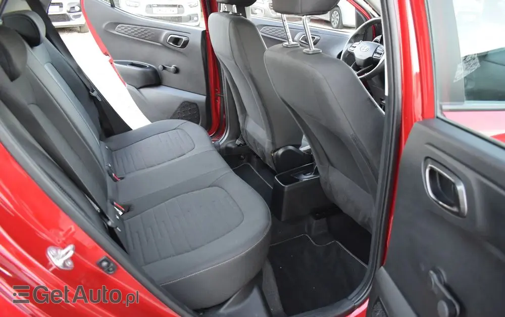 HYUNDAI I10 1.0 Connect & Go