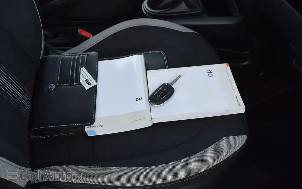 HYUNDAI I10 1.0 Connect & Go