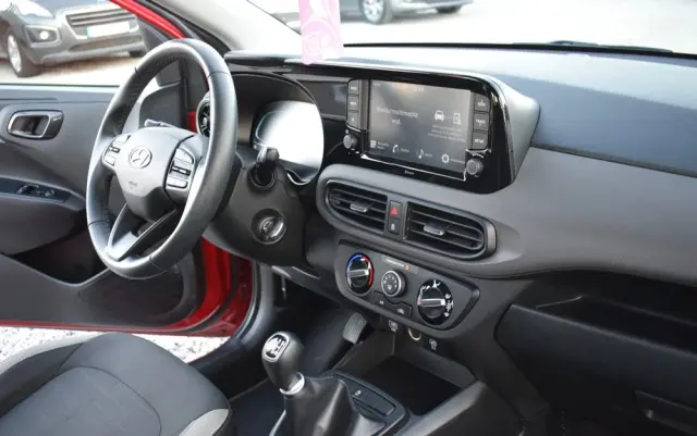 HYUNDAI I10 1.0 Connect & Go