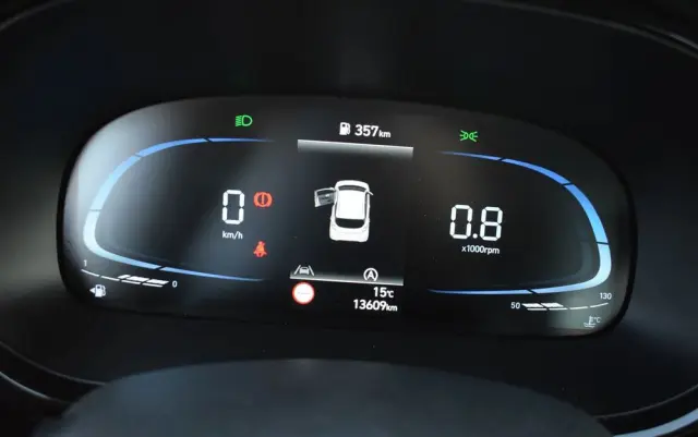 HYUNDAI I10 1.0 Connect & Go