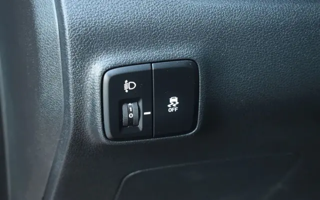 HYUNDAI I10 1.0 Connect & Go