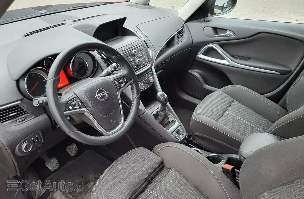 OPEL Zafira 