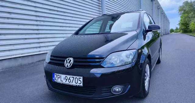 VOLKSWAGEN Golf Plus 