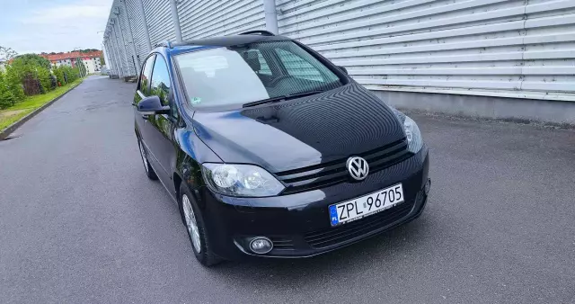 VOLKSWAGEN Golf Plus 