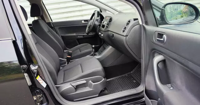 VOLKSWAGEN Golf Plus 