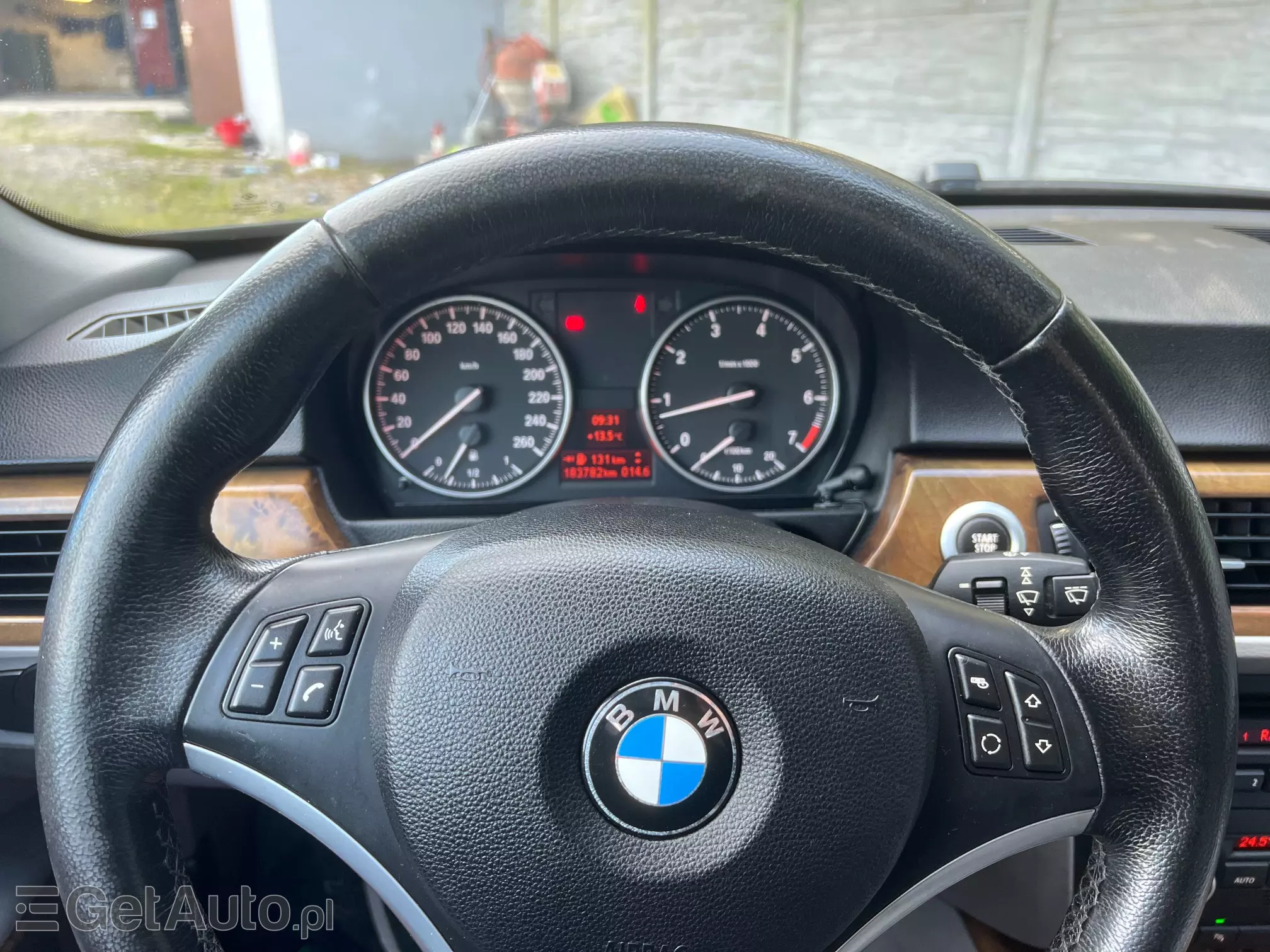 BMW Seria 3 318i