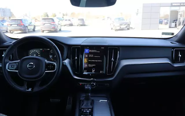 VOLVO XC 60 T5 AWD R-Design