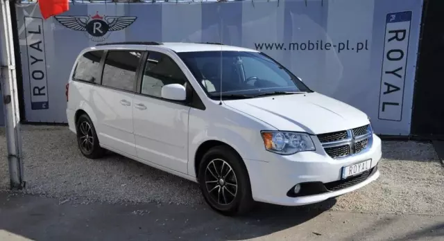 DODGE Caravan 