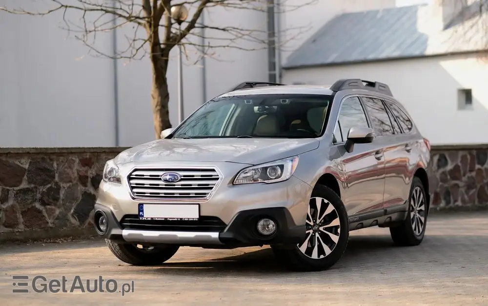 SUBARU Outback 
