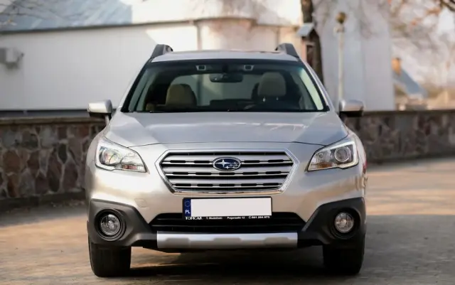SUBARU Outback 