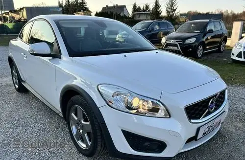 VOLVO C30 