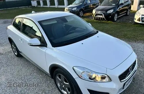 VOLVO C30 