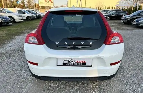 VOLVO C30 