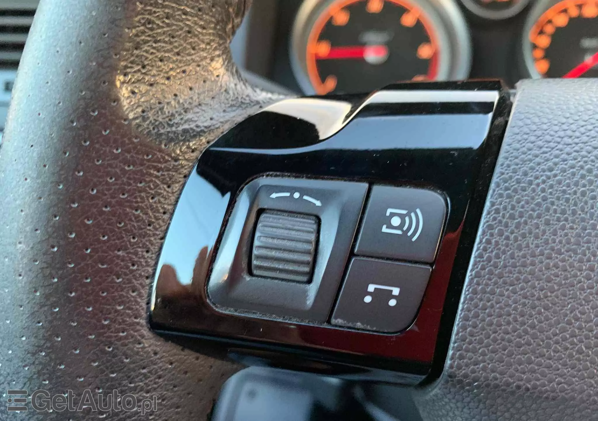 OPEL Astra GTC 1.7 CDTI DPF (119g) Sport