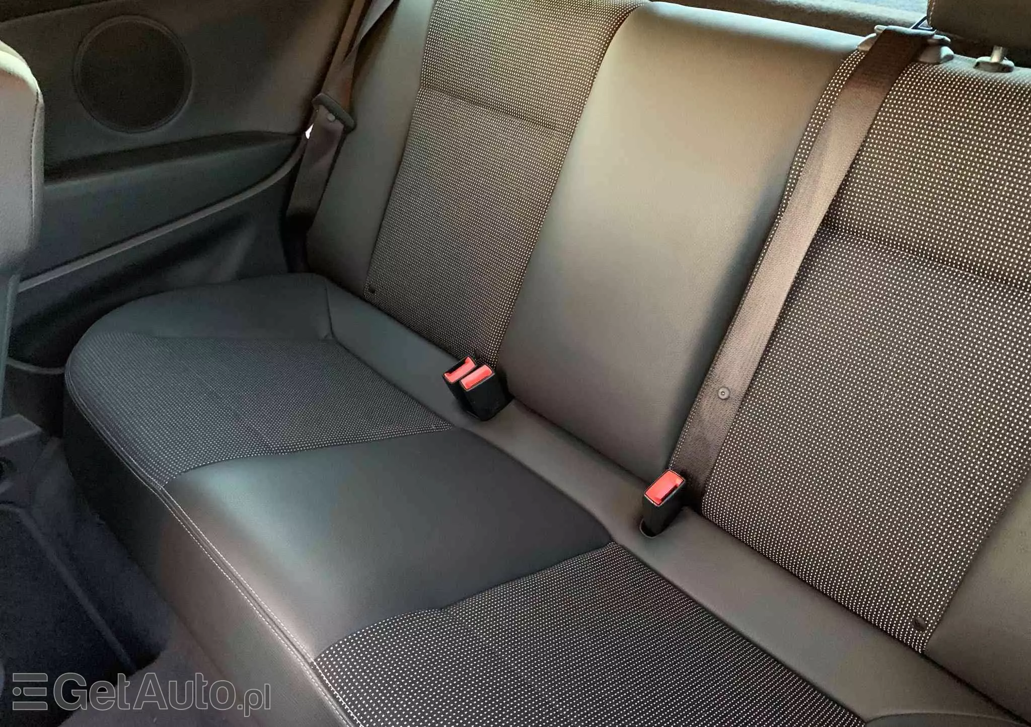 OPEL Astra GTC 1.7 CDTI DPF (119g) Sport