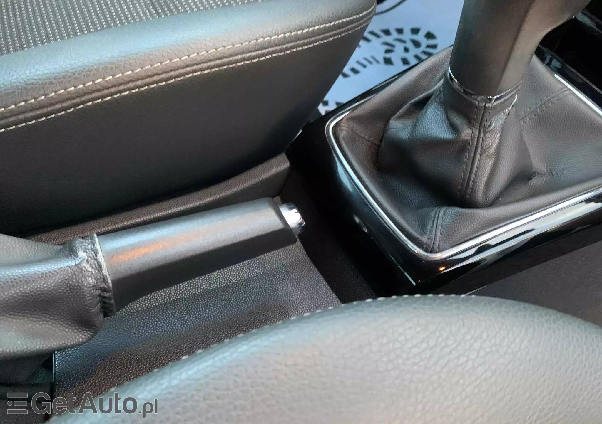 OPEL Astra GTC 1.7 CDTI DPF (119g) Sport