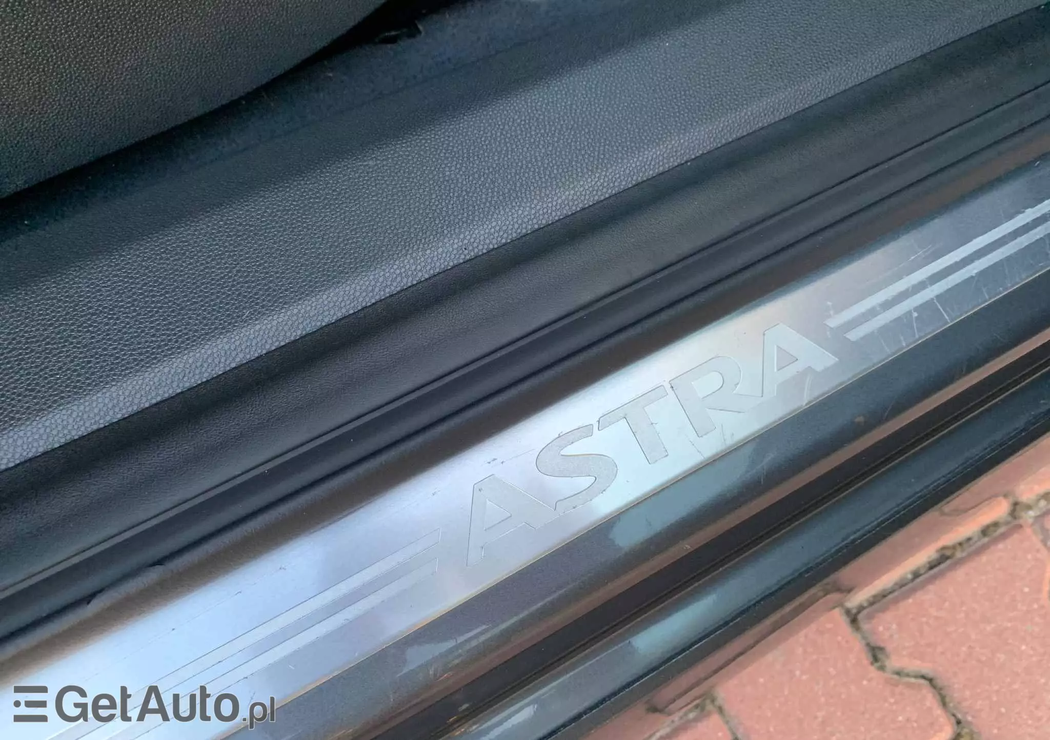 OPEL Astra GTC 1.7 CDTI DPF (119g) Sport