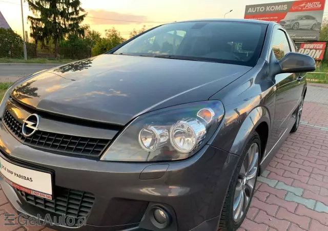 OPEL Astra GTC 1.7 CDTI DPF (119g) Sport