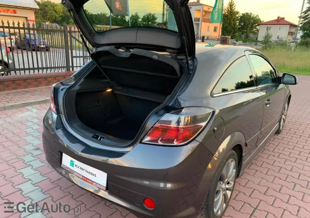 OPEL Astra GTC 1.7 CDTI DPF (119g) Sport