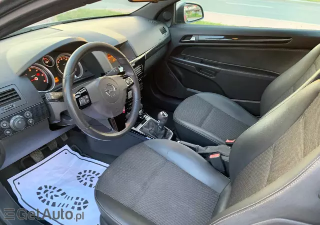 OPEL Astra GTC 1.7 CDTI DPF (119g) Sport